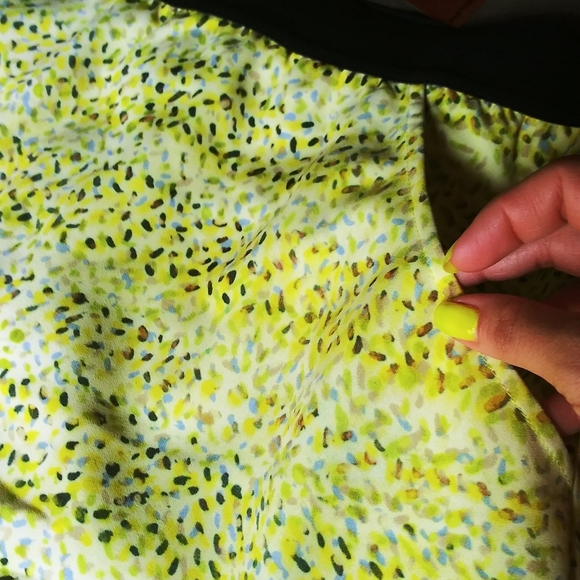 NWT Cory Mini Skirt Yellow Black Pattern - Picture 2 of 8